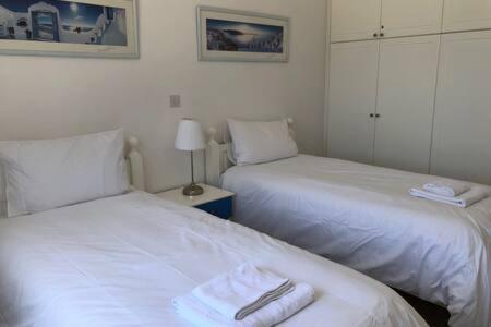 Kings Palace - Superb 2 Bed Ground Floor Apartment Πάφος Εξωτερικό φωτογραφία